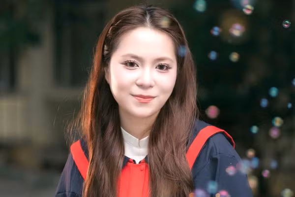 Nữ sinh Lê Thu Hà xuất sắc giành học bổng hơn 11 tỷ đồng từ Đại học Wesleyan (Mỹ).