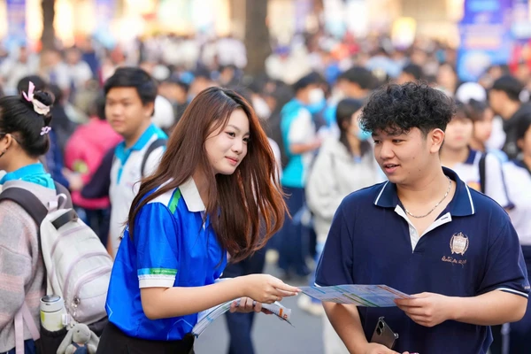 Học sinh tham dự chương trình Tư vấn mùa thi 2026 tại Trường ĐH Đồng Nai, ngày 24/1. Ảnh minh họa: INT