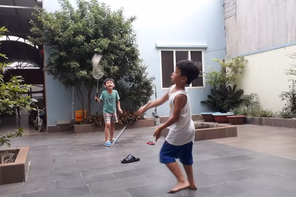 Một đứa trẻ sinh ra lành lặn, bình thường đã là món quà vô giá. Ảnh: NVCC