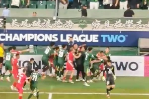 AFC ra án phạt cả CLB Công an Hà Nội lẫn CLB Trung Quốc