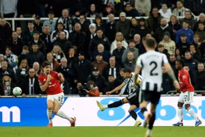 Man Utd thua đau ‘chưa từng thấy’ 