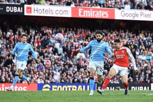 Arsenal có ‘thần may mắn’ đặc biệt