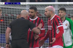 AC Milan bị loại khỏi Champions League 