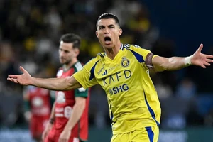 Ronaldo xin gia nhập CLB châu Phi, bị huyền thoại Al Nassr chỉ trích nặng nề