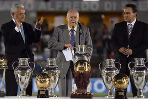 Cuộc đua Siêu Quả bóng Vàng Messi - Ronaldo