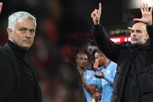 Man City thua thảm Liverpool, Pep Guardiola làm điều 'kỳ cục' giống Mourinho 