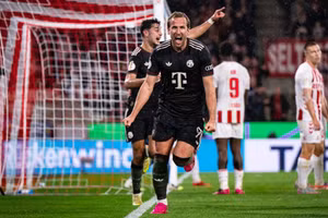 Bayern Munich đi vào lịch sử 5 giải hàng đầu châu Âu