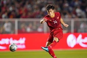 Hoàng Đức được tạo điều kiện đấu Man Utd