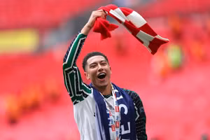 Nhiều đội bóng lớn tranh giành em trai Jude Bellingham