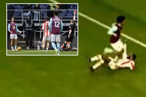 Giẫm chân lên ngực đối phương, cựu sao Man Utd bị kêu gọi 'treo giày hết mùa giải'