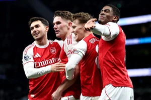Arsenal tiến thẳng Chung kết Champions League… nhưng 'cái kết đắng'?