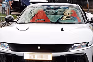 Chiêm ngưỡng bộ sưu tập siêu xe trong mơ của Erling Haaland 