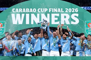 Arsenal ‘vỡ mộng cú ăn 4’, Man City vô địch Cúp liên đoàn Anh