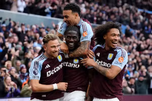 Aston Villa đè bẹp Newcastle, mở rộng cánh cửa dự Champions League