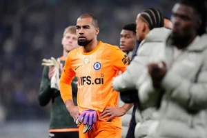 Thua thảm Everton, nội bộ Chelsea lục đục?