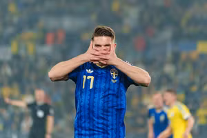 Sao Arsenal rực sáng, Thụy Điển hẹn Ba Lan đấu play-off World Cup 2026