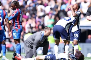 Tottenham có trận ra quân tệ chưa từng có trước Crystal Palace
