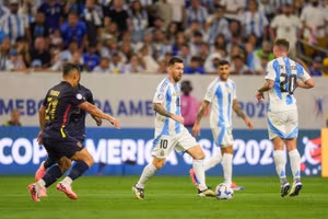 EURO hay Copa America hấp dẫn hơn?