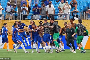 Hạ Benfica sau 4 tiếng, Chelsea vào tứ kết Club World Cup 