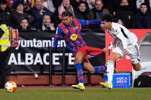 Yamal vượt kỷ lục của Maradona