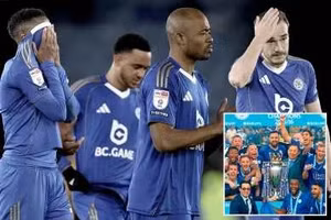 Sốc: Cựu vô địch Ngoại hạng Anh rớt xuống giải hạng Ba