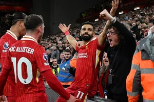 Salah ám chỉ rời Liverpool, lộ bến đỗ mới 