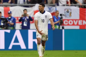 Tái diễn ăn mừng phản cảm ở siêu kinh điển, Bellingham nguy cơ bị phạt nặng