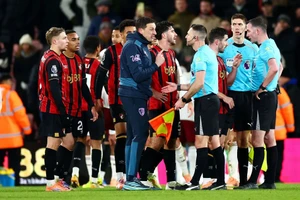 Arsenal 'tiến thêm bước nữa' đến chức vô địch Ngoại hạng Anh