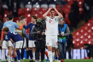 Thua Nhật Bản, tuyển Anh bị la ó