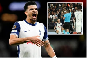 Chơi thiếu người, Tottenham vẫn thắng đậm trận ra quân Europa League