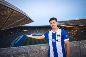 Hé lộ hợp đồng ‘khủng’ của sao gốc Việt tại nhà vô địch Bundesliga 