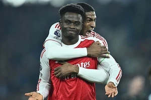 Thắng nhọc Brighton, Arsenal lại được ‘tự quyết’ ngôi vương Ngoại hạng Anh 