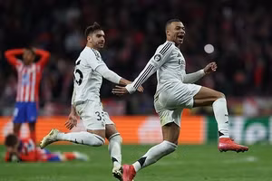 Xác định 8 đội vào tứ kết Champions League