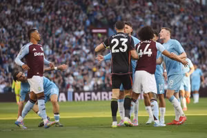 Chùm ảnh: Đánh bại Nottingham, Aston Villa tiến gần Top 4 Ngoại hạng Anh