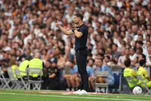 HLV Xabi Alonso đi vào lịch sử cùng Real Madrid