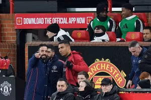 Casemiro ‘thách thức’ huấn luyện viên Man United