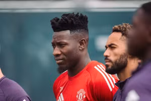 Thủ thành Onana khiến Man Utd tiến thoái lưỡng nan