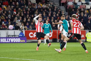 Tiền đạo người Ai Cập chỉ lên tiếng ở phút 89 với bàn gỡ mở ra hy vọng kiếm điểm cho Liverpool.