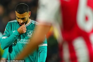 Liverpool khủng hoảng, thua trận thứ tư liên tiếp ở Ngoại hạng Anh