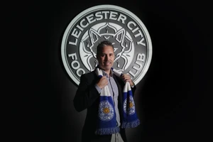 Leicester bổ nhiệm HLV thay thế Ruud van Nistelrooy