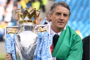 Cựu HLV Man City dẫn dắt kình địch Man Utd?