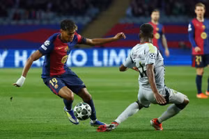 Vào tứ kết Champions League, Barcelona kiếm bộn tiền