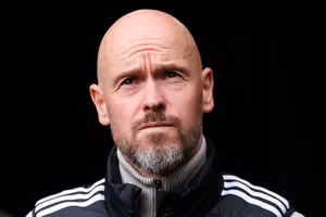 HLV Erik ten Hag tái xuất