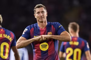 Vì sao Barca ‘cấm’ tiền đạo Lewandowski ghi bàn?