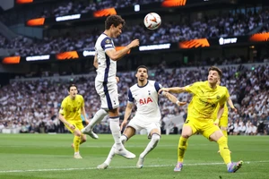Tottenham hẹn Man Utd tại chung kết Europa League