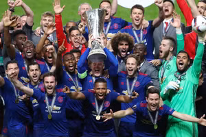 Những nhà vô địch Europa League kém duyên ở đấu trường Champions League 