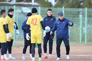 VFF gia hạn hợp đồng với HLV người Hàn Quốc