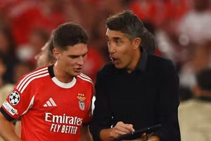 Thua sốc ở Champions League, Benfica ‘trảm tướng’