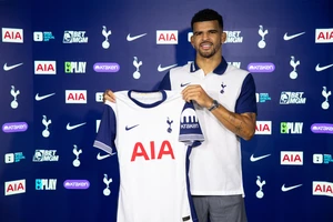 Tottenham công bố tiền đạo giá ‘khủng’ 