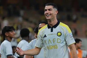 Khó khăn tài chính, Man Utd tính tái ngộ Ronaldo để... kiếm tiền